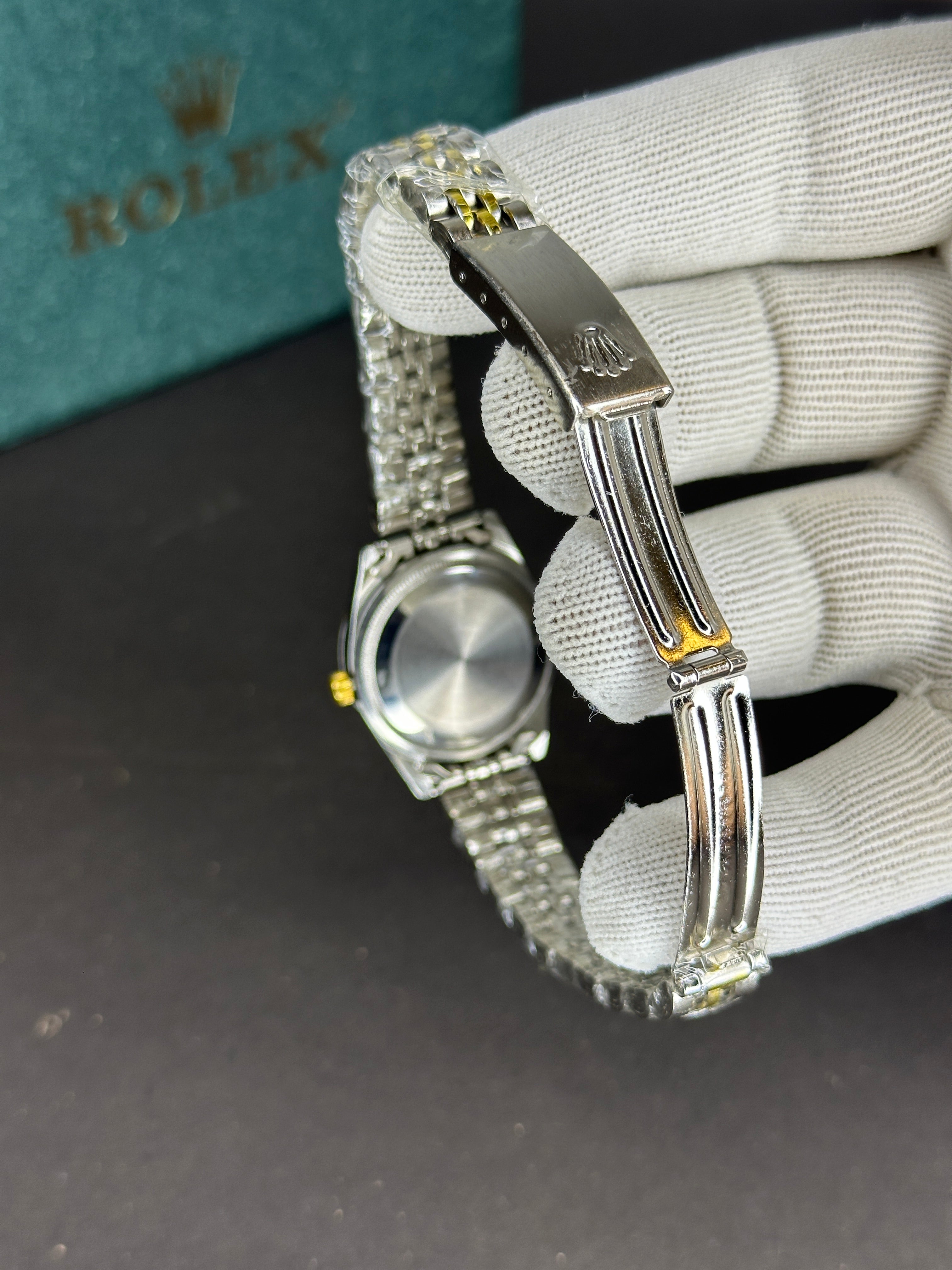 ROL-EX DATEJUST GOLDEN IN RED DIAL